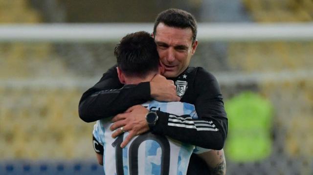1625985799233014789.jpg messi-scaloni-1202658.jpg